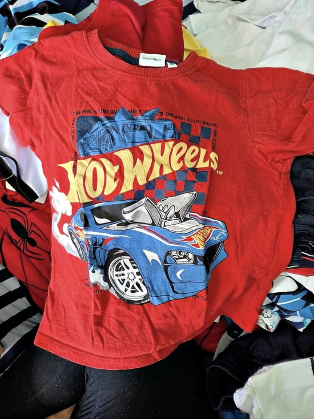 Hot Wheels Graphic Tee in Red & Blue Size 6